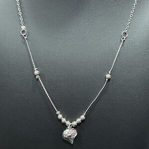 Paparazzi Silver Heart Pendant Necklace